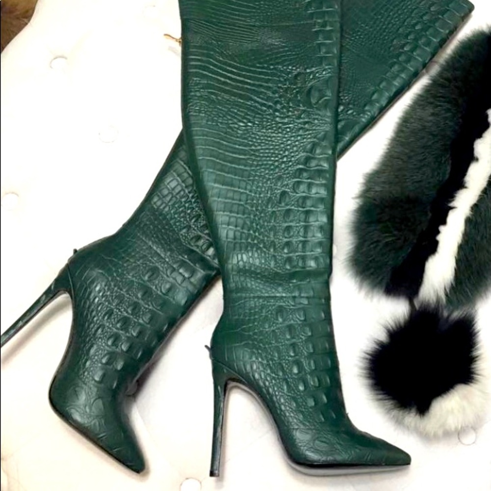 IAMJENNIFERLE Money Green CAIMAN II Croc-Thigh High Boots | Size 35 | Brand New!